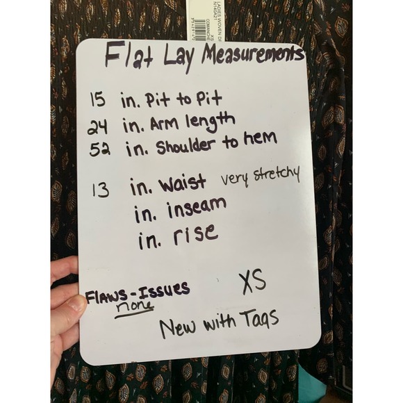 Molly Bracken Boho Tiered Maxi Smocked Black Feather Print Peasant Dress XS NWT - Picture 9 of 9